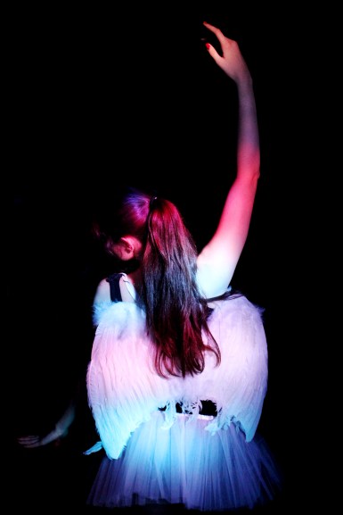 19 esfera con relieves